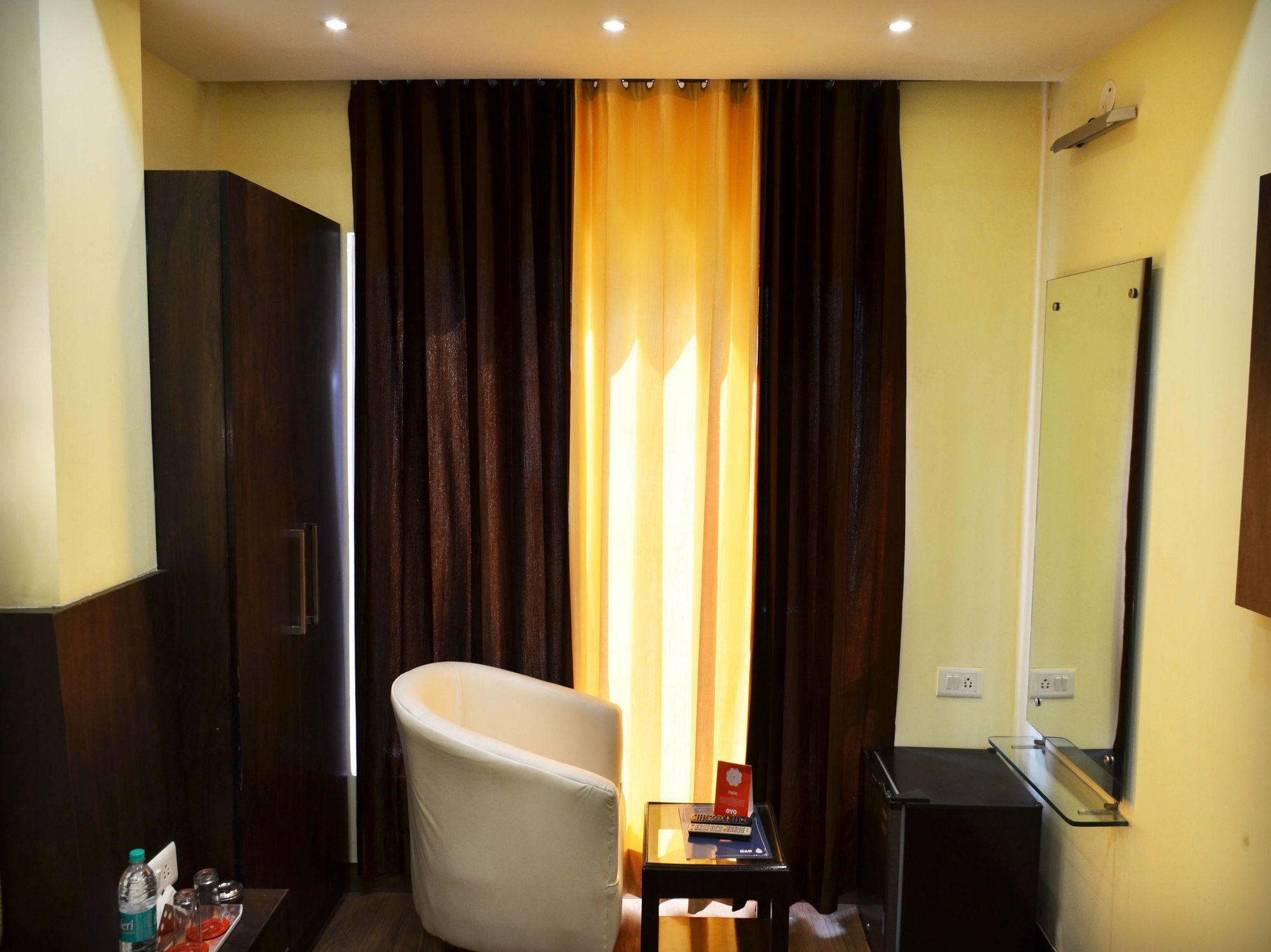 Oyo 7447 Grand Park Hotell Amritsar Eksteriør bilde