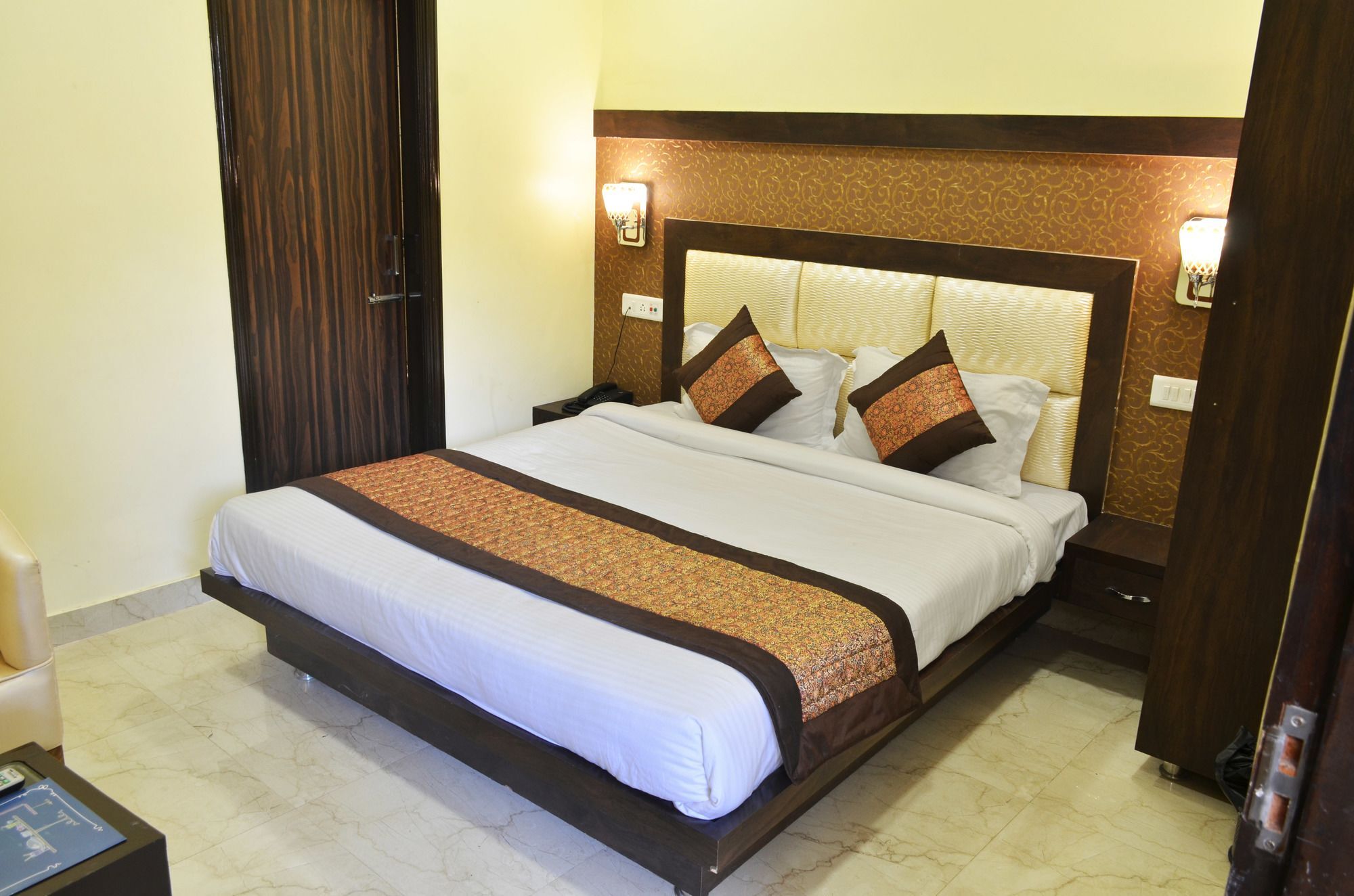Oyo 7447 Grand Park Hotell Amritsar Eksteriør bilde