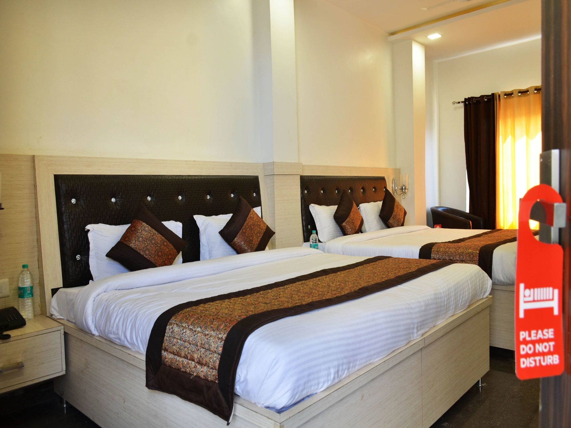 Oyo 7447 Grand Park Hotell Amritsar Eksteriør bilde