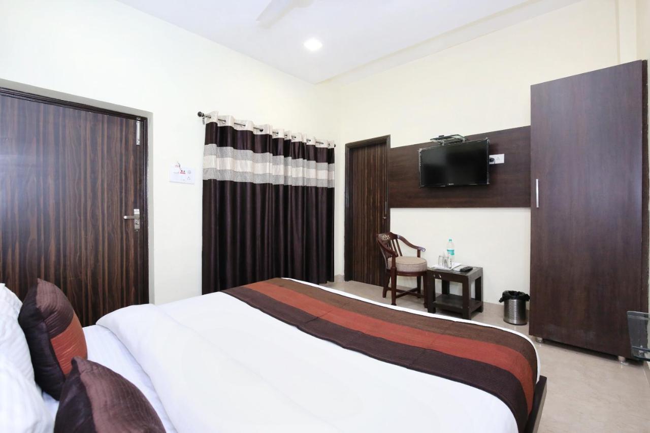 Oyo 7447 Grand Park Hotell Amritsar Eksteriør bilde