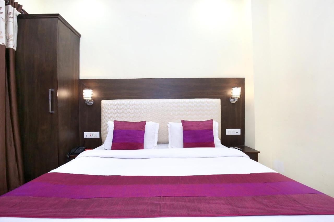 Oyo 7447 Grand Park Hotell Amritsar Eksteriør bilde